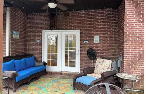 Kingston Springs Apartment | 1 extra large bedroom in the woods with pool table and hot tub.