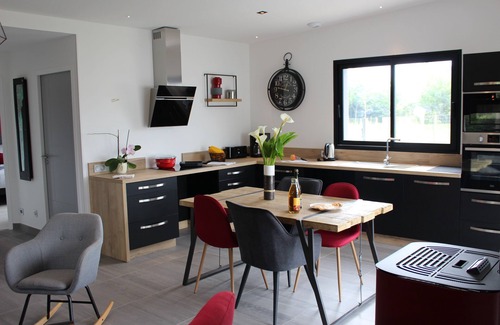 Telgruc-sur-Mer House | 1-Gite 4* NEUF avec SPA intérieur-jardin clos - SEA : Phare des Pierres Noires 1