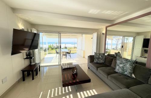 Umhlanga Apartment | 1 Glitter Bay - Panoramic seaviews - Umhlanga Beach access - 3BR Garden unit