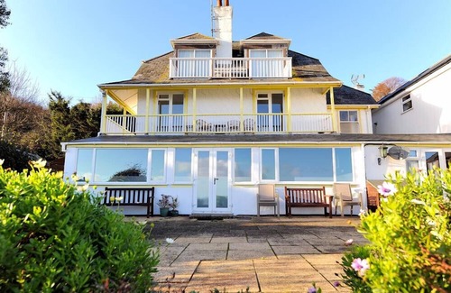 Lyme Regis Cottage | 1 HARBOUR HEIGHTS, family friendly, with a garden in Lyme Regis