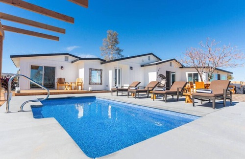 Landers House | #1 Joshua Tree Escape-Heated Pool