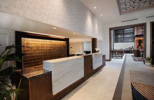 Northeast Dallas House | 1 King Room in Dallas Downtown, The Beeman Hotel, Near City Highlights