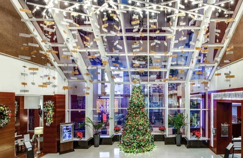 Central New York City House | 1 King Traditional Room, Crowne Plaza Times Square NYC, Pets Allowed, Wifi