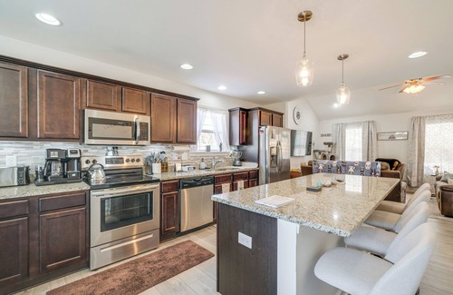 Issue House | 1 Mi to Colonial Beach Boardwalk: Home w/Fire Pit