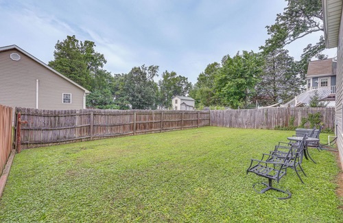 Issue House | 1 Mi to Colonial Beach Boardwalk! Cozy Family Home
