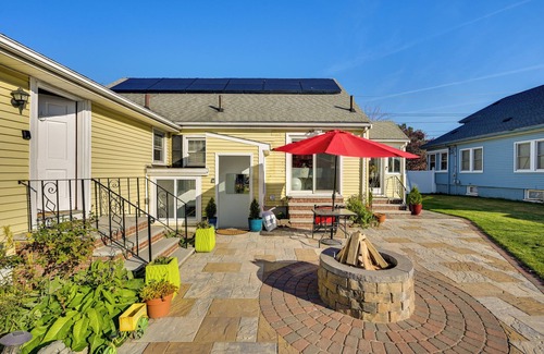 Salem Apartment | 1 Mi to Downtown Salem: Studio w/Fire Pit Access