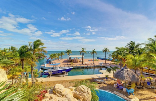 Monroe County House | 1 Mi to Dtwn: Oceanfront Gem w/Resort Amenities!