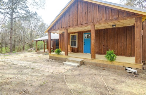 Pope House | 1 Mi to Enid Lake: Peaceful Pope Getaway