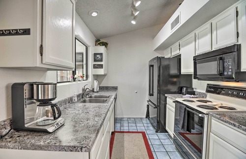 Sun City West House | 1 Mi to Golf Courses: Family Sun City West Home