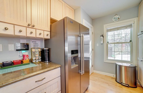 Miller Beach House | 1 Mi to Indiana Dunes Nat'l Park: Home w/Patio!
