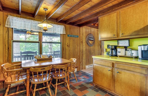 Greentown Cabin | < 1 Mi to Lake: Cabin w/Hot Tub in Greentown!