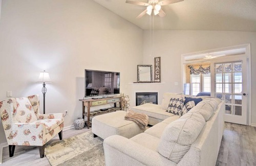 Vaught Apartment | 1 Mi to Myrtle Beach Access Condo with Resort Perks