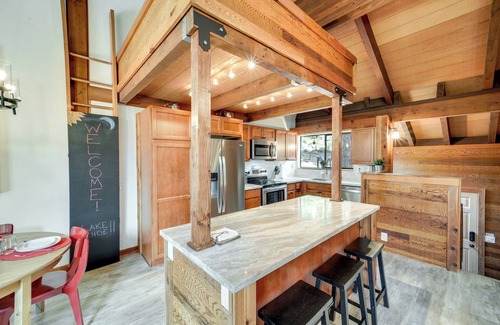 Truckee Condo | 1 Mi to Northstar Village: Pet-Friendly Condo!