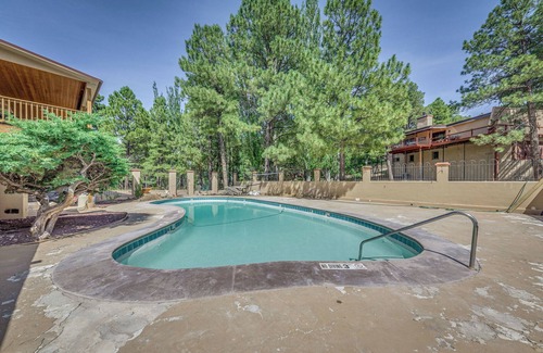 Alto Condo | 1 Mi to Ski Slopes: Alto Escape w/Game Room!