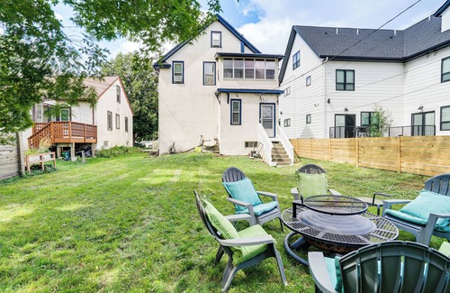 Minneapolis House | 1 Mi to University: Spacious Home in Minneapolis!