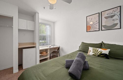 Temple Terrace House | 1 MI to USF Budget Friendly Pool GYM