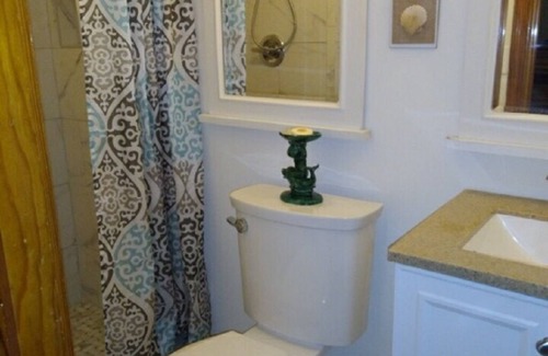 Helen Other | 1 Mile from Helen Ga - Porches, Pool Table, Hot Tub, Fire Place & Fire Pit