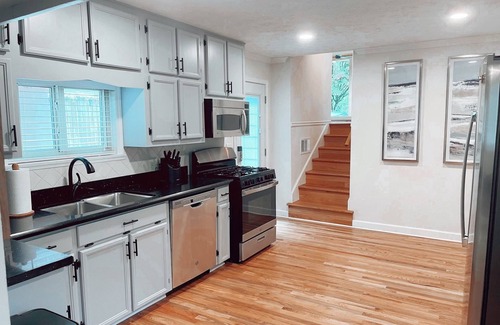 Buford House | 1 mile from Lanier Islands with Deep Water Dock & Year Round Beautiful Views!