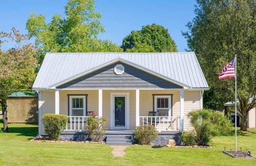 Soddy-Daisy House | 1 Min to Soddy Lake! ★ Big Soddy Creek Gulf 3 Min