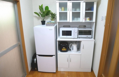 Konohana House | 1 minute walk from the station in a good location! Accommodates 20 people! Rooftop BBQ available! 5 bedrooms, spacious 140 sq.m! By train: 5 minutes to Univa, 10 minutes to Namba, and 5 minutes to Umeda!