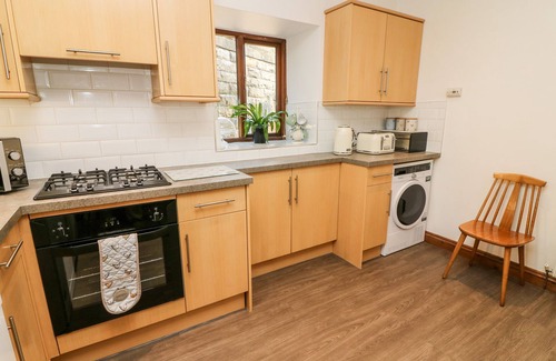 Carnforth Cottage | 1 NETHERBECK BARN, pet friendly, with a garden in Carnforth