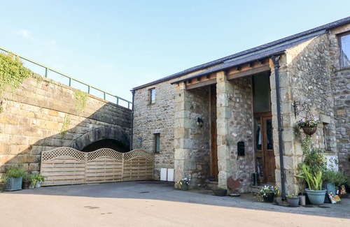 Carnforth Cottage | 1 NETHERBECK BARN, pet friendly, with a garden in Carnforth