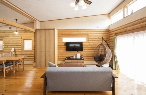 Miyakojima House | 1 night Log house with outdoor jacuzzi 3 beds /Miyakojima Okinawa