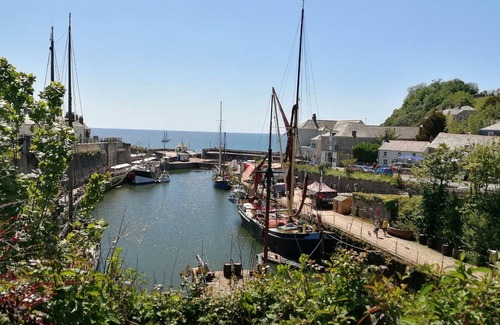 Boscundle Cottage | 1 PRIDMOUTH ROAD, family friendly, with a garden in St Austell