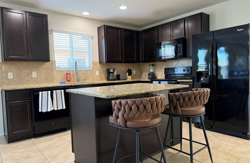 Wetmore House | 1 story 3 Bedroom 2 Bath all King Beds and ping pong