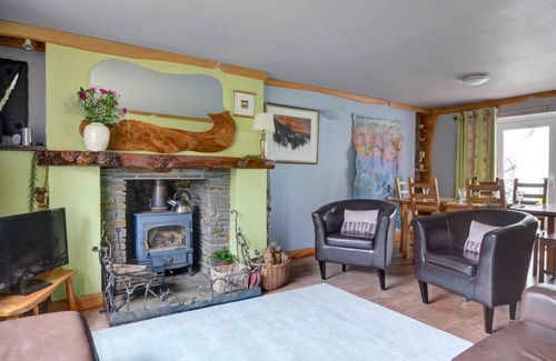 Margam House | 1 Tan yr Eglwys in the beautiful Swansea
