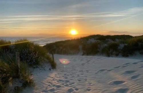 Saint-Jean-Trolimon House | 1. Ty gwalarn, vue sur la lande, dunes et océan