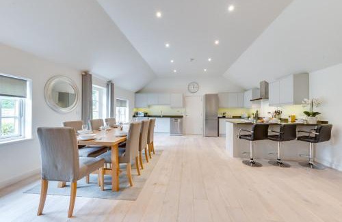 Saxmundham House | 1 Wadd Cottages