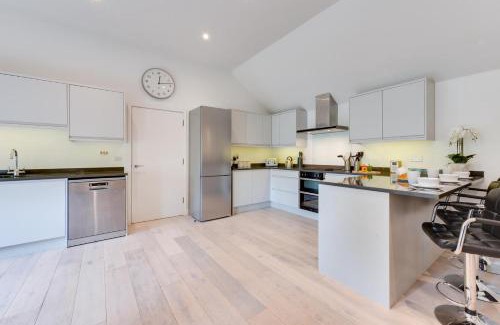 Saxmundham House | 1 Wadd Cottages