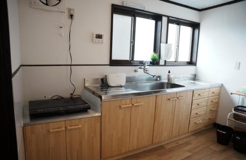 Shimobuchi House | 10人宿泊可 添い寝無料 1日1組限定で開放感のある90平米 吉野山天川村40分 奈良大阪1時間 駅から徒歩5分 家主居住型 大淀桜庵