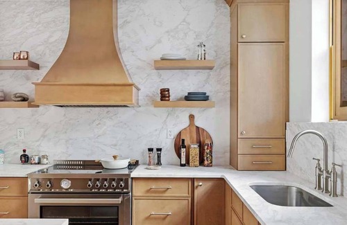 Greenpoint House | 10-1 Stylish Townhouse Oasis in Greenpoint
