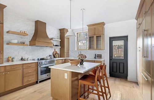 Greenpoint House | 10-1 Stylish Townhouse Oasis in Greenpoint