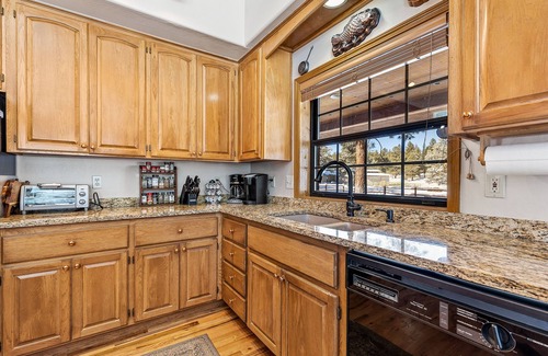 Flagstaff Cabin | 10 acre private ranch in the Coconino forest