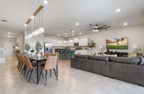 Davenport Villa | 10 bedroom luxury villa, Windsor Island