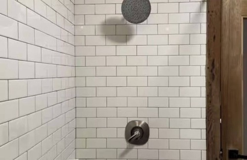 Los Feliz Hotel | 10 beds in a Silverlake hostel - private