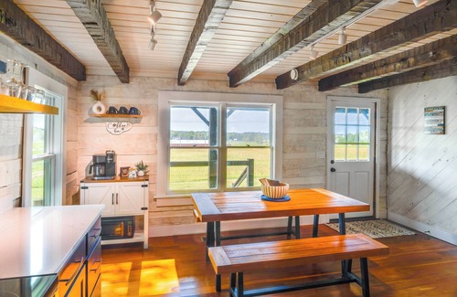 Rutherford County Cabin | ~ 10 Mi to Downtown: Murfreesboro Area Cabin