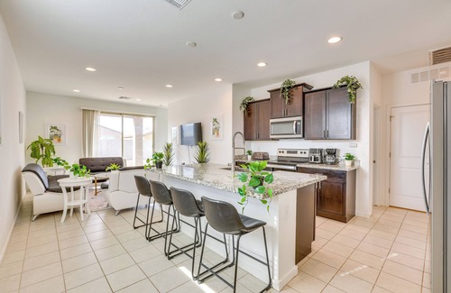 Laveen Village House | 10 Mi to Dtwn Phoenix: Chic Family Home