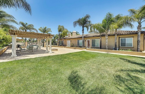 Alessandro Heights Apartment | 10 Mi to Dtwn: Riverside Triplex w/Pool