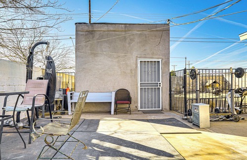 Northeast El Paso Apartment | 10 Mi to Franklin Mountains: Quiet Studio w/Patio