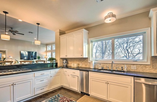 Seguin House | 10 Mi to New Braunfels: Waterfront Seguin Gem