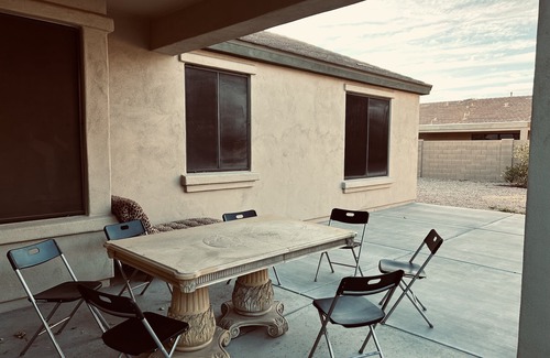Pebblecreek House | 10 Mi to the home of Arizona cardinals! Quite , and calm!
