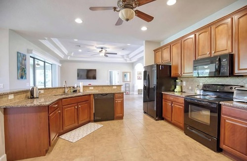 Pinehurst House | 10 miles from 2 beaches in the lovely Rotonda West Florida community.