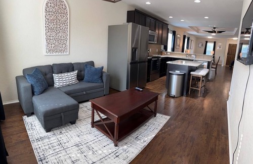 Wetmore House | 10 min drive TPC San Antonio Dream Getaway House in Cibolo Canyons