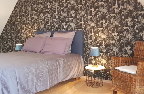 Saint-Guenole House | 10 min from Pors carn and 10 min from the port. facing the Bay of Audierne