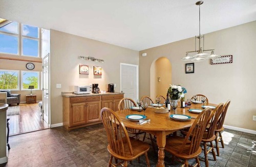 Skyland House | 10 MIN to DT, 15 MIN to Biltmore, Fire pit, View