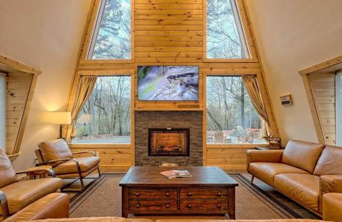 Helen House | 10 Min To Helen Hot Tub, Mtn Views, Game Room